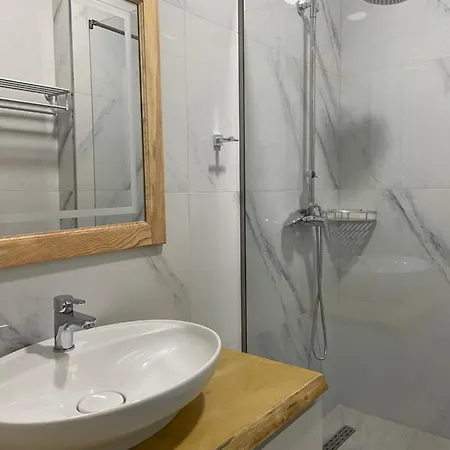 Adria 4* גולם