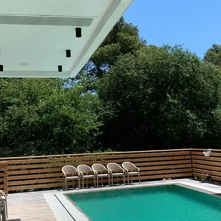 Adria Hotel Golem (Tirana)